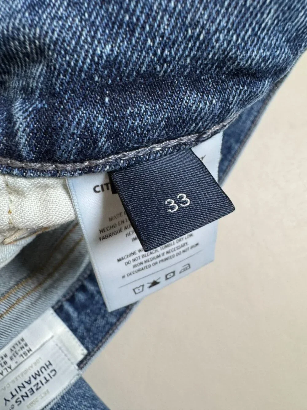 Citizens Of Humanity The Adler Tapered Classic Cut Jeans Size 33x28 Blue Denim